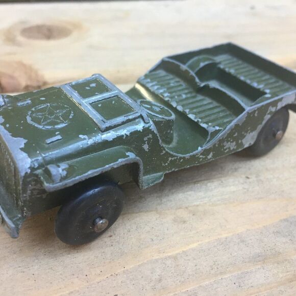 Vintage 1962 TootsieToy Jeep Army Truck Green - Picture 5 of 8